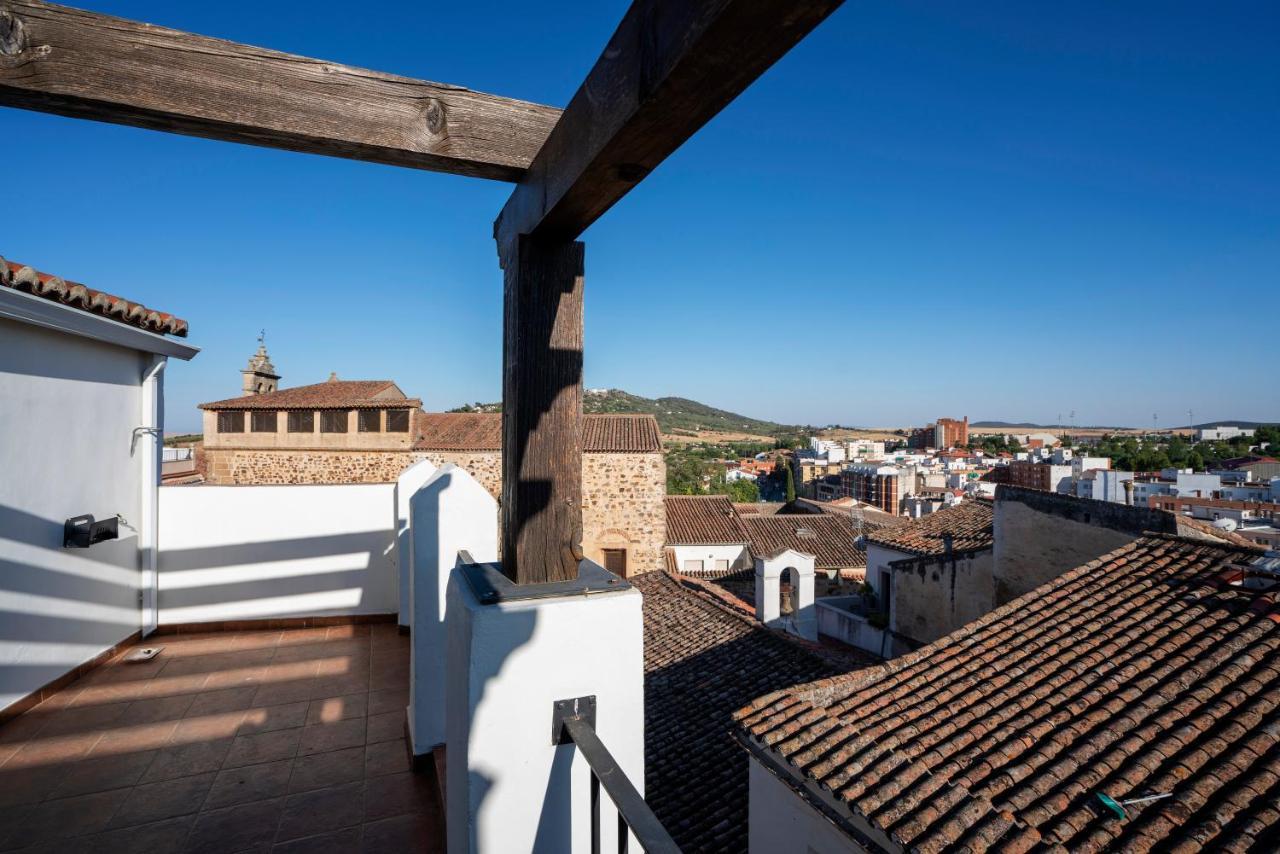Apartamentos Caceres Historico Centro Экстерьер фото