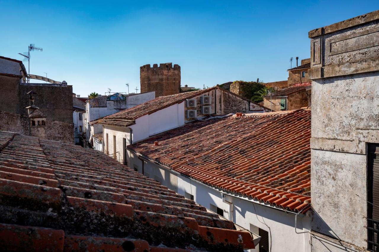 Apartamentos Caceres Historico Centro Экстерьер фото